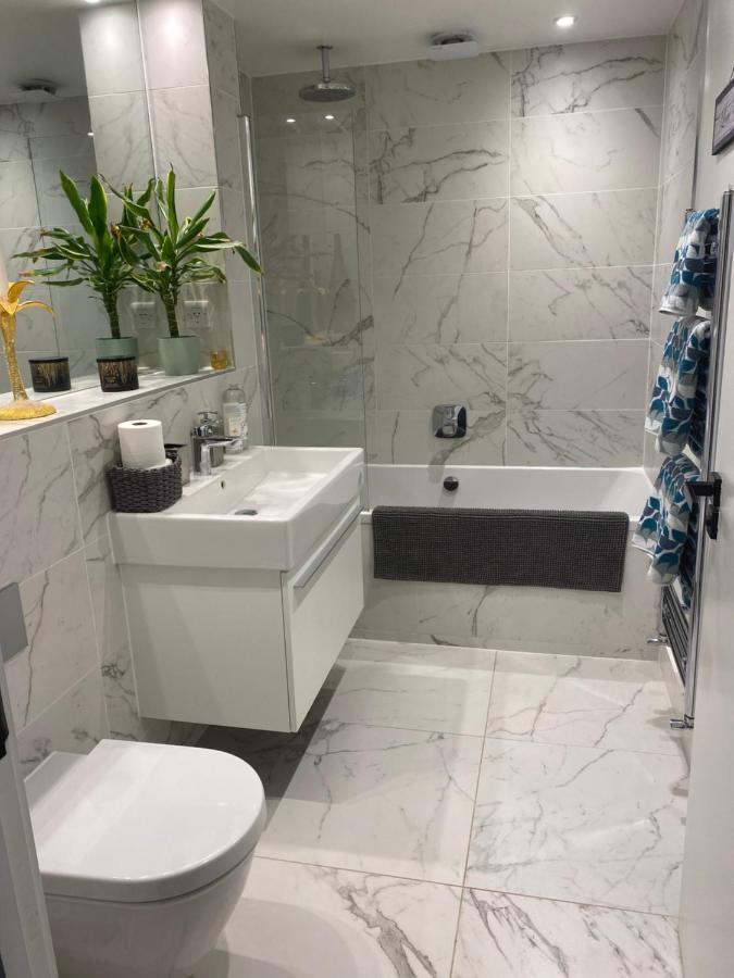 4 The Vaults Apartment ลูอิส ภายนอก รูปภาพ